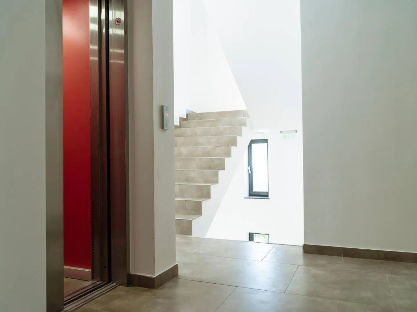 Central 4 Apartment - New Building & Parking Bucharest